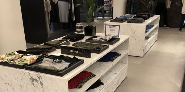 Top End Fashion House Displays